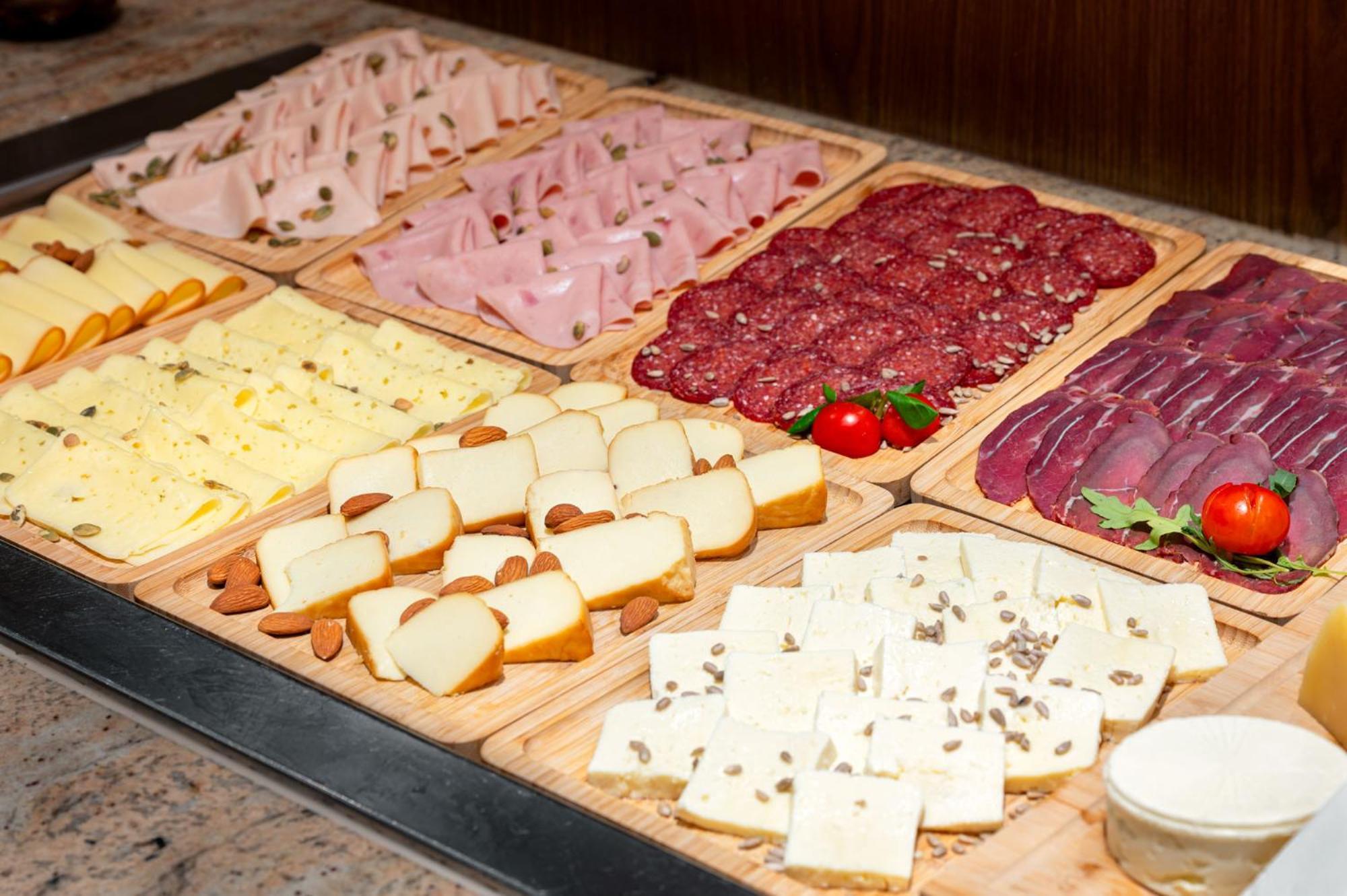 Movenpick Hotel Sarajevo Ngoại thất bức ảnh