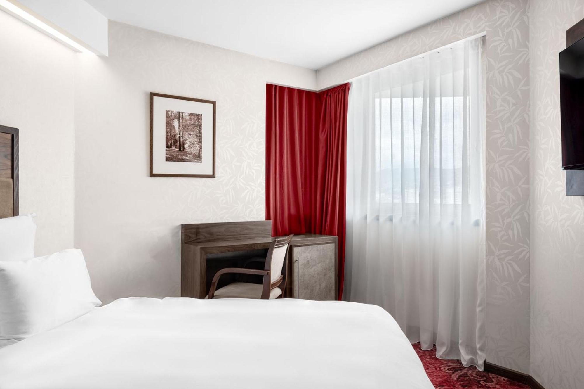 Movenpick Hotel Sarajevo Ngoại thất bức ảnh