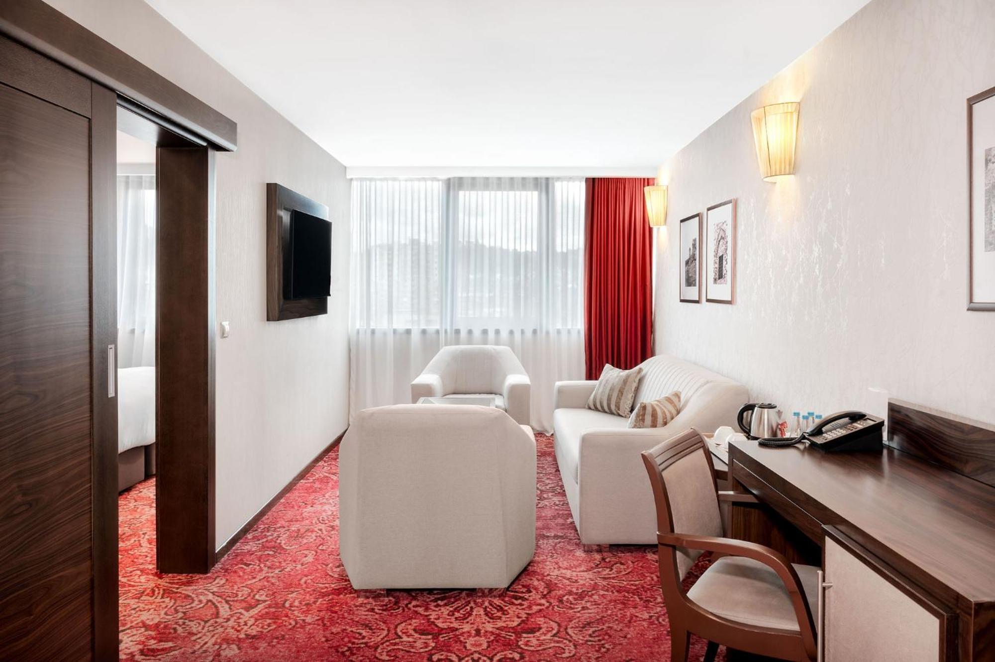 Movenpick Hotel Sarajevo Ngoại thất bức ảnh