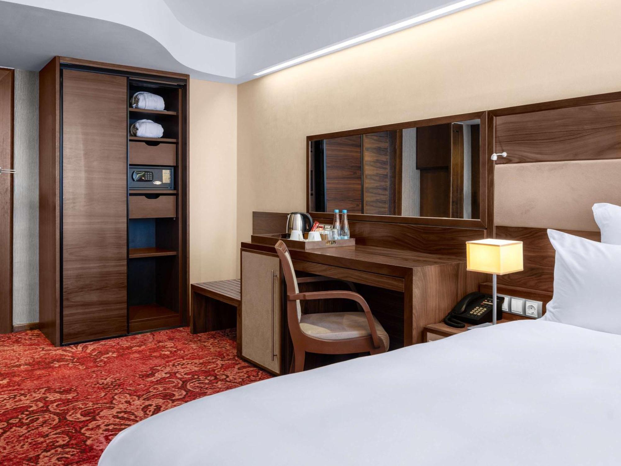 Movenpick Hotel Sarajevo Ngoại thất bức ảnh