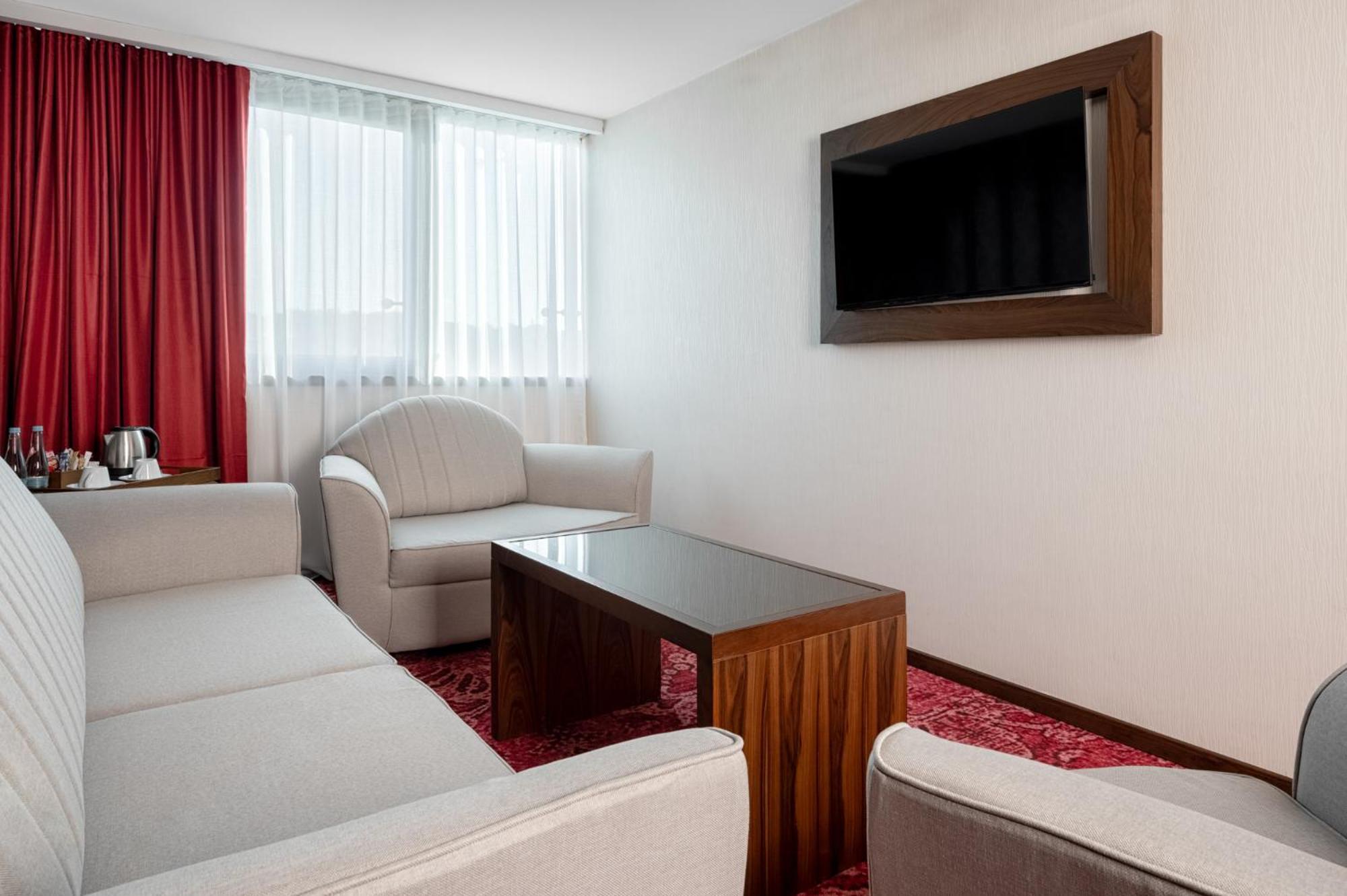 Movenpick Hotel Sarajevo Ngoại thất bức ảnh