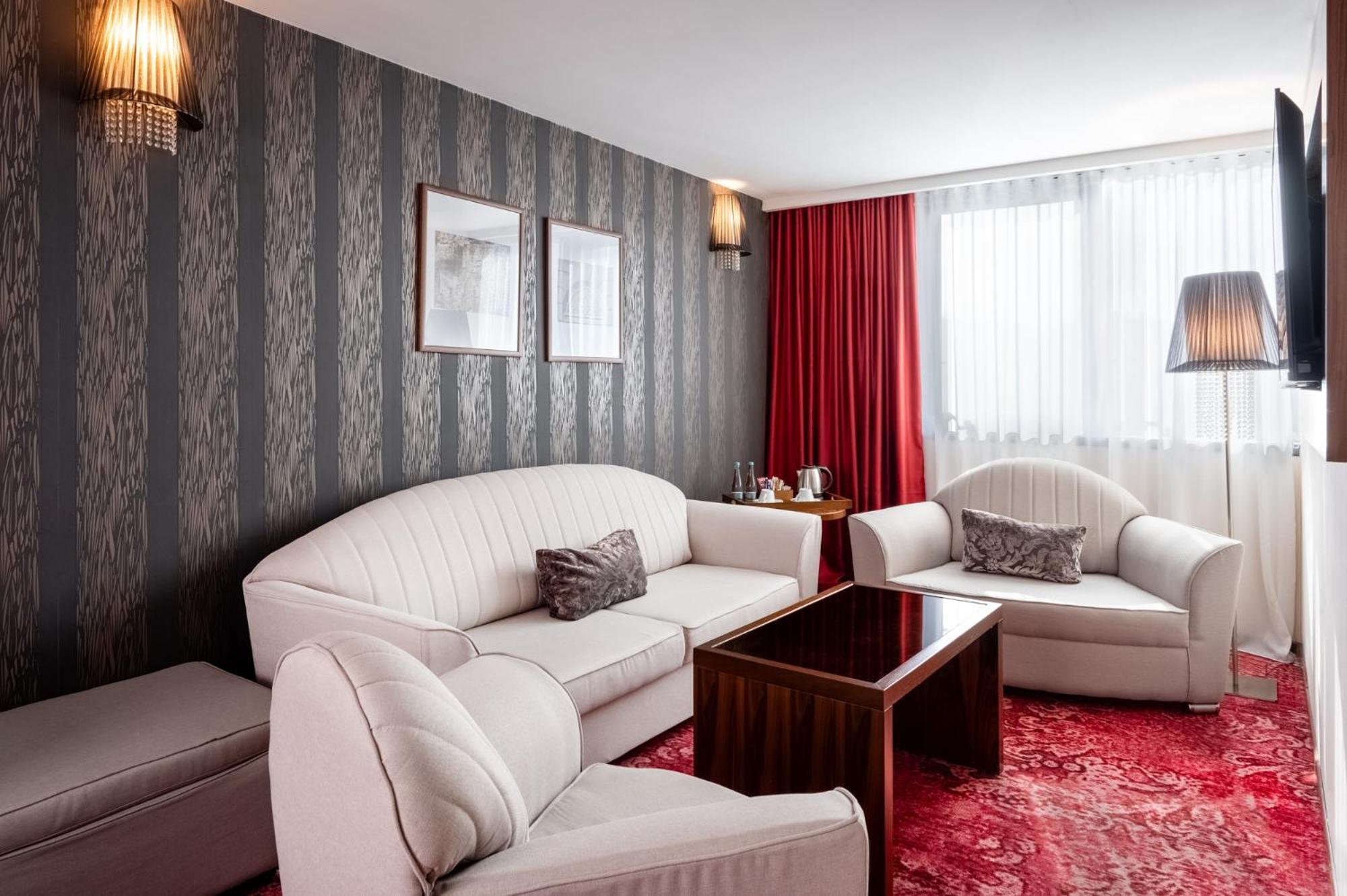 Movenpick Hotel Sarajevo Ngoại thất bức ảnh